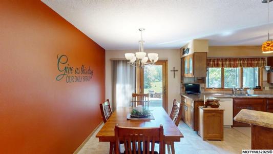 1265 Division St, Garner, Iowa 50438