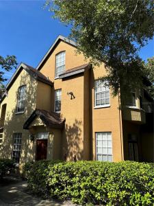 6304 Raleigh Street #204, ORLANDO, Florida 32835, USA