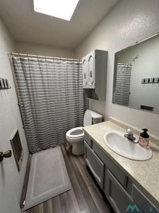 607 N. Olive Street, Carlsbad, ניו מקסיקו 88220, ארצות הברית של אמריקה