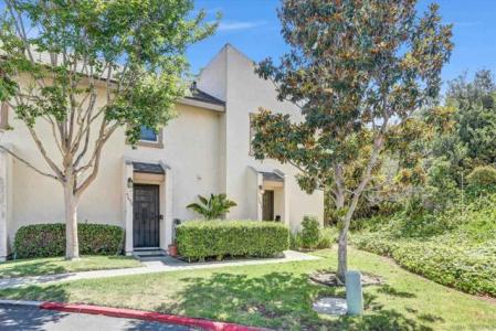 5696 Caminito Roberto, San Diego, California 92111