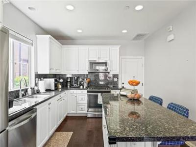 783 Gatun Street 606, San Pedro, California 90731, Stati Uniti