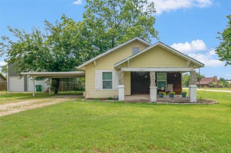 211 S Wickham Street, Alvord, Техас 76225, Соединенные Штаты