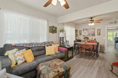 211 S Wickham Street, Alvord, Техас 76225, Соединенные Штаты