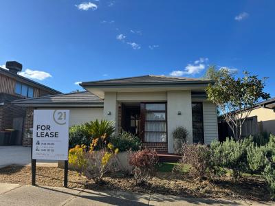 8 Billeroy Way, Werribee, VIC 3030, Australia