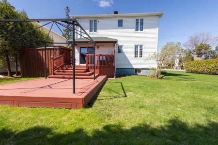 345  Boul. Pine Beach, Dorval, Quebec H9S 2W5, Canada