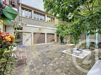 Villejuif, Île-de-France 94800, France