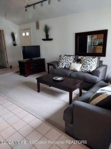 524 Beechwood Avenue, West Allenhurst, 新泽西州 07711, 美国