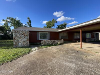 2014 W 23rd Court A, Panama City, Florida 32405, USA