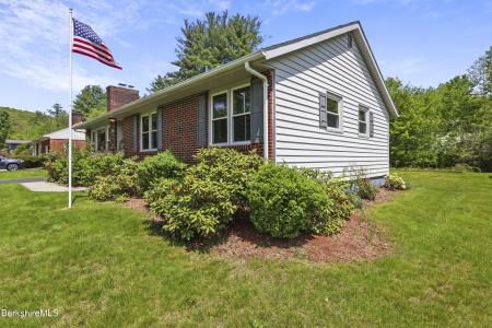 24 Rose Ter, Pittsfield, Massachusetts 01201, USA