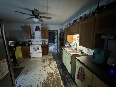 104 Conkle Street, Brashear, Missouri 63533, USA