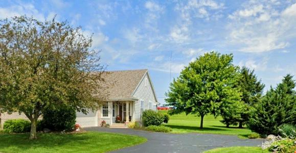 1210 Steeplechase Dr, Watertown, Wisconsin 53094, USA