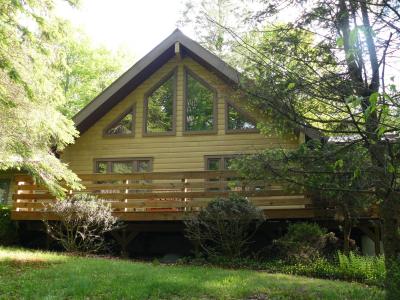 1006 Mill Creek Road, Newfoundland, Pennsylvania 18445, USA