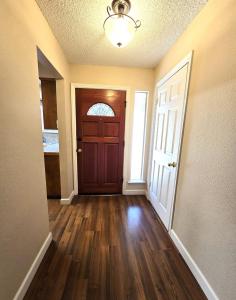 815 Miami Avenue, Clovis, California 93611, Estados Unidos