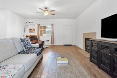 16702 Hastings Place, Victorville, California 92395