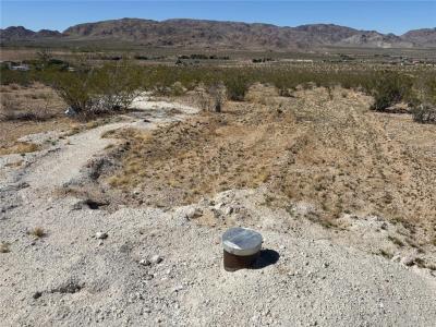 0 Holmes, Lucerne Valley, קליפורניה 92356, ארצות הברית של אמריקה