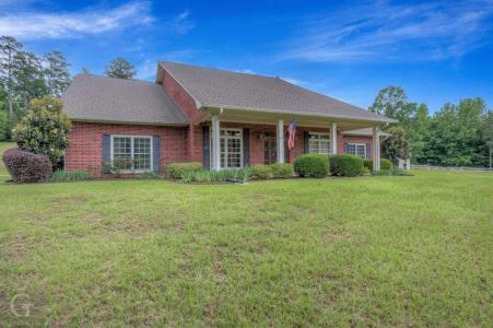 1212 Wpa Road, Homer, Louisiana 71040