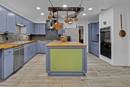 122 W Sierra Circle, San Marcos, Texas 78666, USA