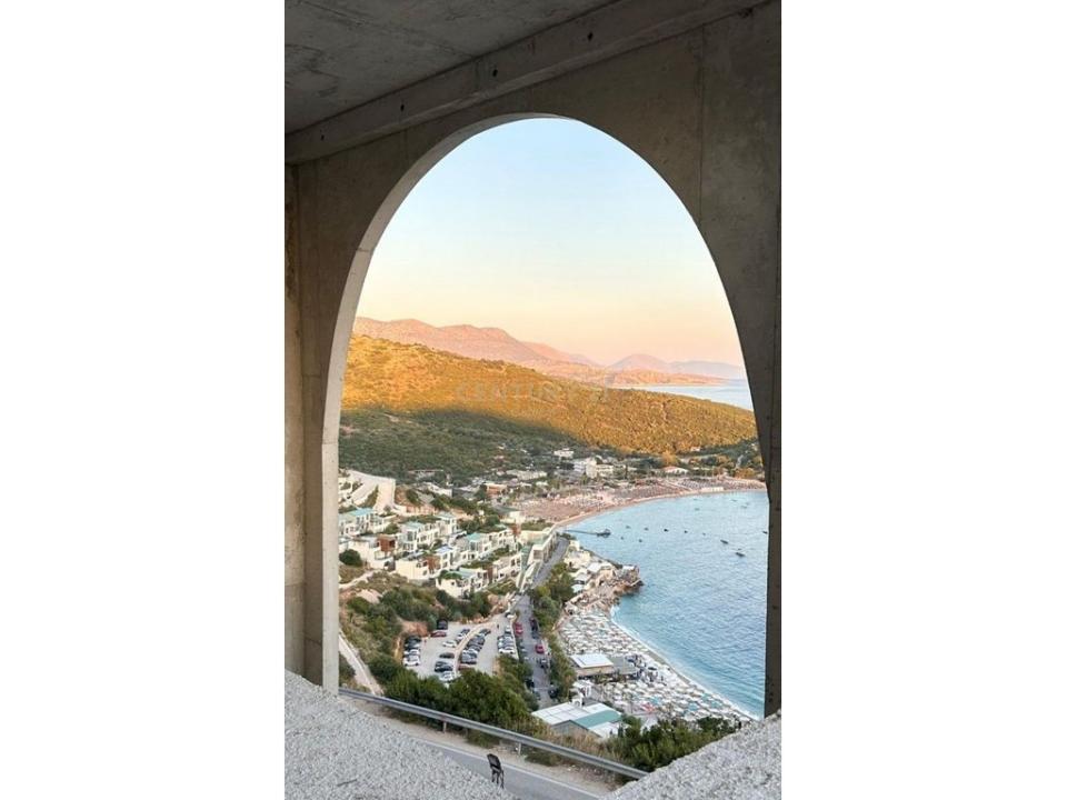 Jalë, Vlorë, Albanie