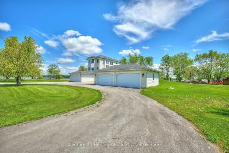 4069 NIAGARA RIVER PARKWAY PARKWAY, Fort Erie, Ontario L0S 1S0, Canada