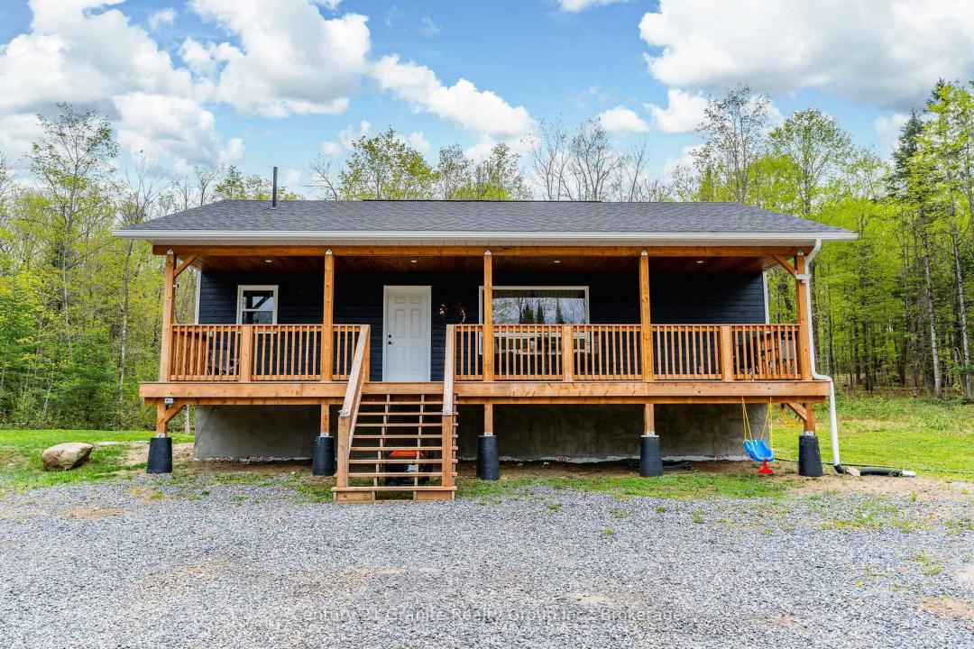 10498 HIGHWAY 118 N/A, Algonquin Highlands, Ontario K0M 1J0, Canada