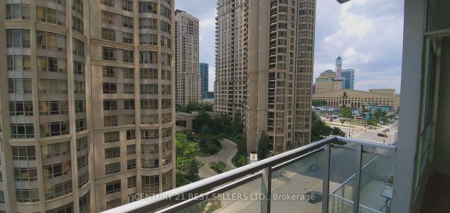 225 WEBB DRIVE, Mississauga, Ontario L5B 4P2, Canadá