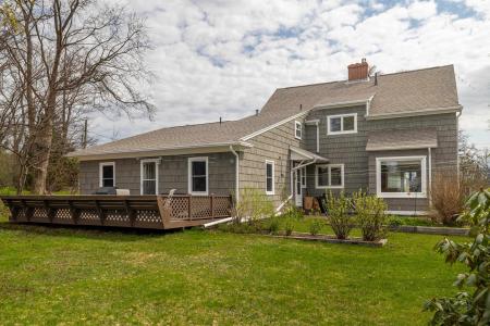 115 NORTH RIVER ROAD, Charlottetown, Prince Edward Island C1A 3K7, Canada