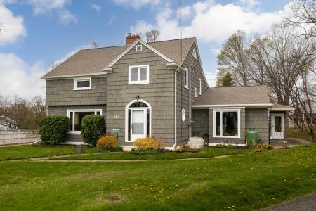 115 NORTH RIVER ROAD, Charlottetown, Prince Edward Island C1A 3K7, Canada