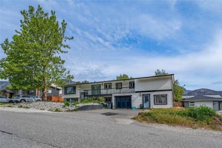 1560 PONDEROSA ROAD, West Kelowna, Britisch-Kolumbien V1Z 1N1, Kanada