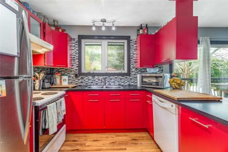 1560 PONDEROSA ROAD, West Kelowna, Britisch-Kolumbien V1Z 1N1, Kanada