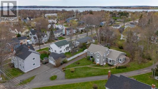 115 NORTH RIVER ROAD, Charlottetown, Prince Edward Island C1A 3K7, Canada