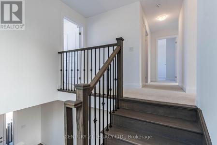 30 UNION BOULEVARD, Wasaga Beach, 安大略省 L9Z 0M5, 加拿大