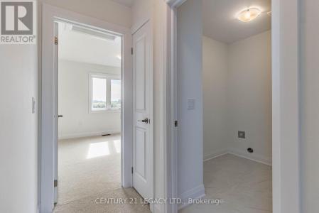 30 UNION BOULEVARD, Wasaga Beach, 安大略省 L9Z 0M5, 加拿大