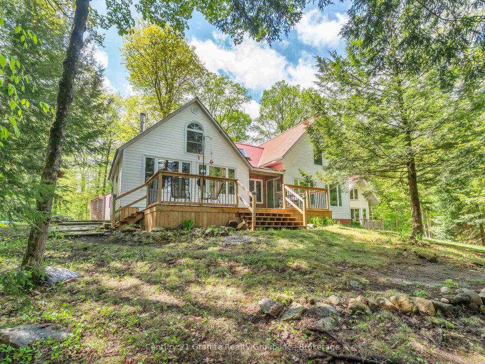 1120 S CLEAR LAKE ROAD, Bracebridge, Ontario P1L 1X1, Kanada