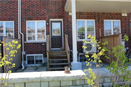 403 WESTWOOD DRIVE, Kitchener, أونتاريو N2M 0B5, كندا