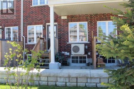 403 WESTWOOD DRIVE, Kitchener, Ontario N2M 0B5, Canada