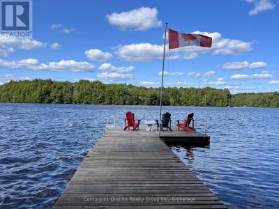 1120 S CLEAR LAKE ROAD, Bracebridge, Ontario P1L 1X1, Canada