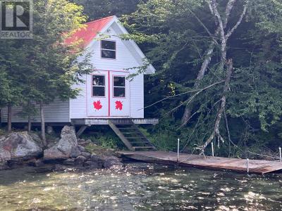 1120 S CLEAR LAKE ROAD, Bracebridge, Ontario P1L 1X1, Canada