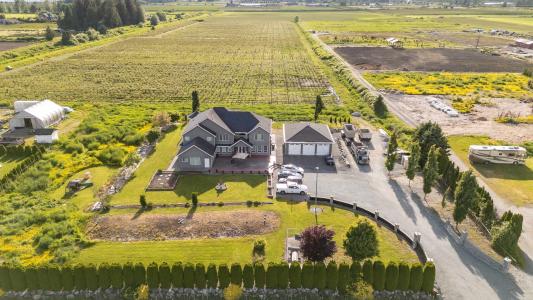 8415 184 STREET, Surrey, British Columbia V4N 6G4, Canada