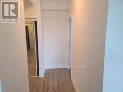 9608 YONGE STREET, Richmond Hill (north Richvale), 安大略省 L4C 1V6, 加拿大