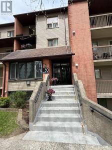 30 HICKORY STREET EAST, Waterloo, Ontario N2J 4L4, Canada