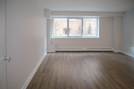 3450  Rue Drummond, Montréal (Ville-Marie), Quebec H3G 1Y2, Kanada