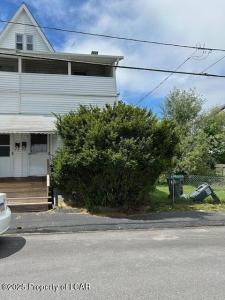 940 Ridge Street, Freeland, Pennsylvania 18224, USA