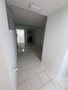 1204 Bahama Bnd E1, Coconut Creek, Florida 33066, USA