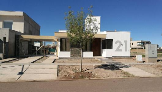 ADOLFO VILLANUEVA , Maipú, Mendoza 00001, Argentina