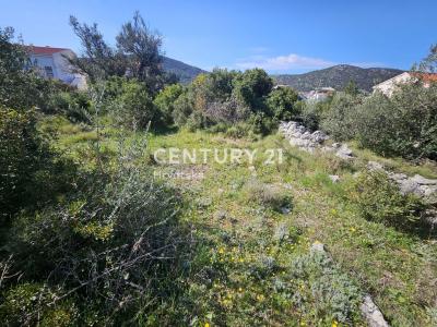 Marina, Vinišće, 遊艇船塢, Splitsko-dalmatinska Županija, 克羅地亞