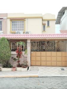 Urbanizacion San Felipe Mirador del Norte , Guayaquil, Guayas 00001, Ecuador