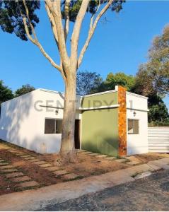 Fotografos del chaco c/ el progreso , Luque, Central 00001, Paraguay