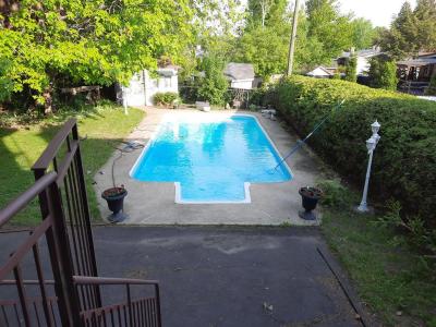 62-64  Boul. St-Elzear E., Laval (Vimont), Quebec H7M 1C6, Canada