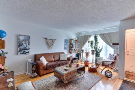 62-64  Boul. St-Elzear E., Laval (Vimont), Quebec H7M 1C6, Canada