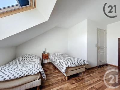 St Julien Les Villas, Champagne-Ardenne 10800, 法国